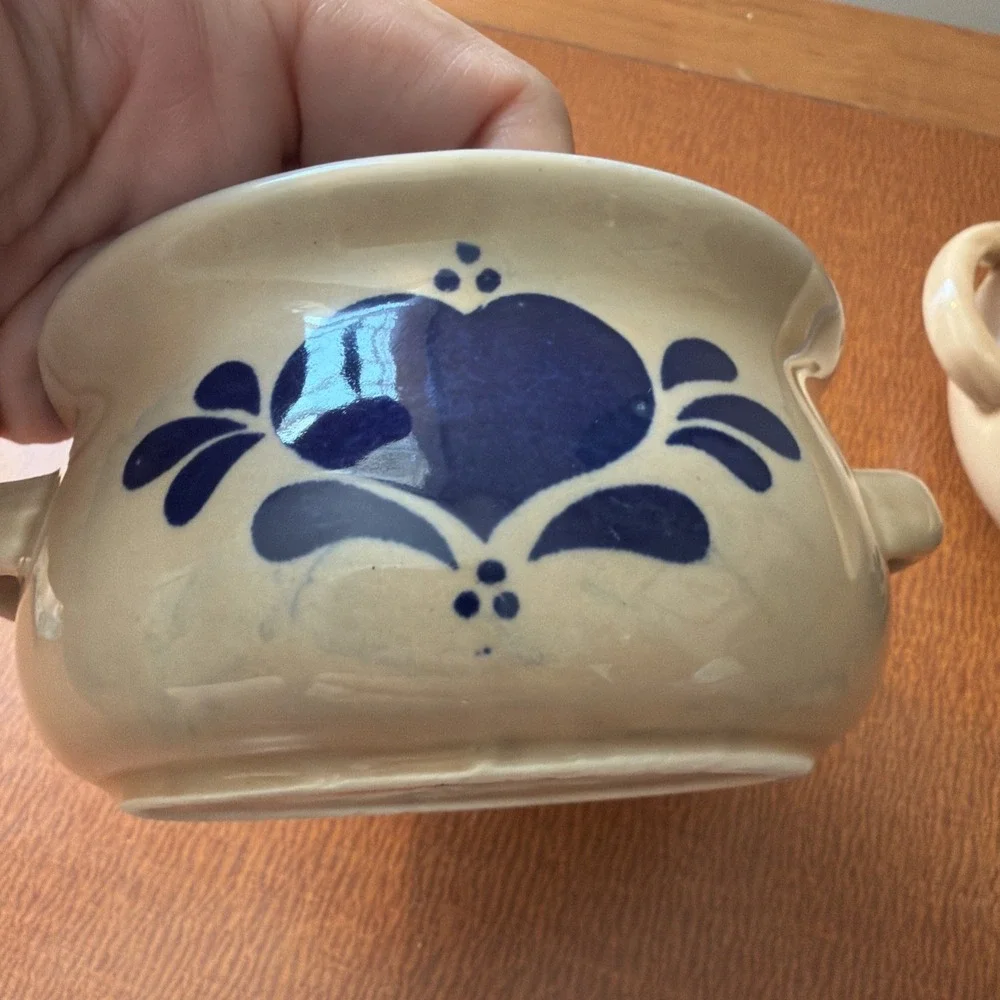 Vtg NCE 1986 Soup Crock Bowl Double Handle Heart Design Stoneware Blue Set 2